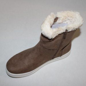 MIA MERION TAUPE NOVA FAUX FUR LINED BOOT US 8M